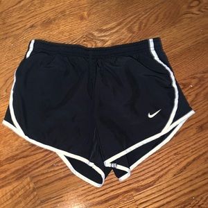 kids small Nike shorts